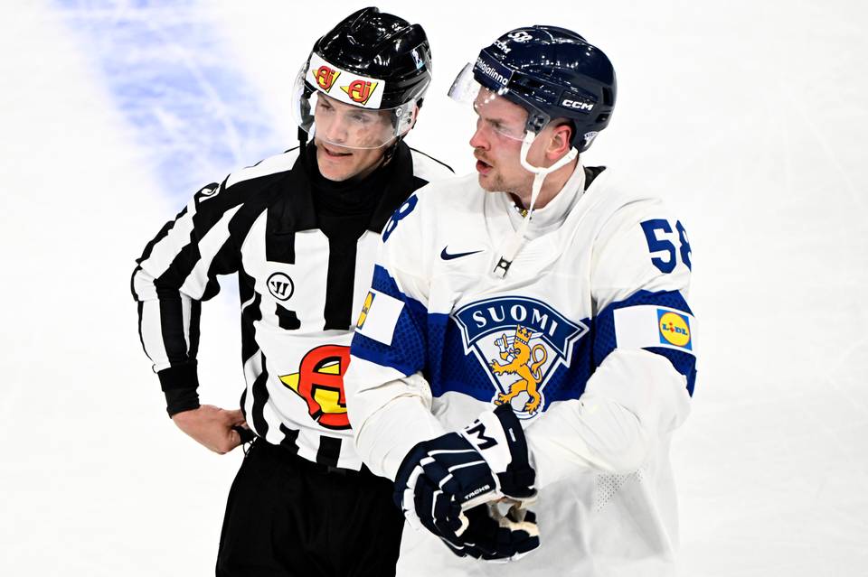 Leijonien kenttäkokoonpanot julkaistu, puolustajapareissa muutoksia 1