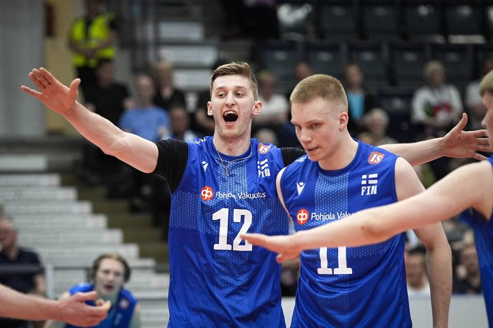Lentopallomiehet voittivat turnauksen – Latvia kaatui kotikentällään Lentopallomiehet voittivat turnauksen – Latvia kaatui kotikentällään 1