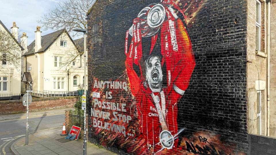 Liverpool julkaisi kuvan muistomerkistä – kunnianosoitus traagisesti edesmenneelle tähdelle Valioliigassa 2