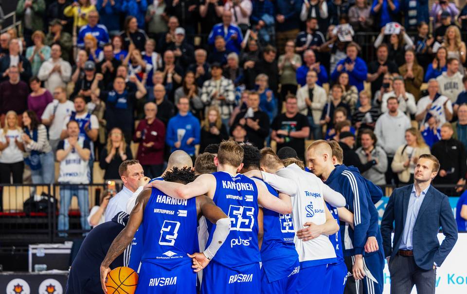 Miesten koripallon mestaruus ratkaistaan Salossa. 1
