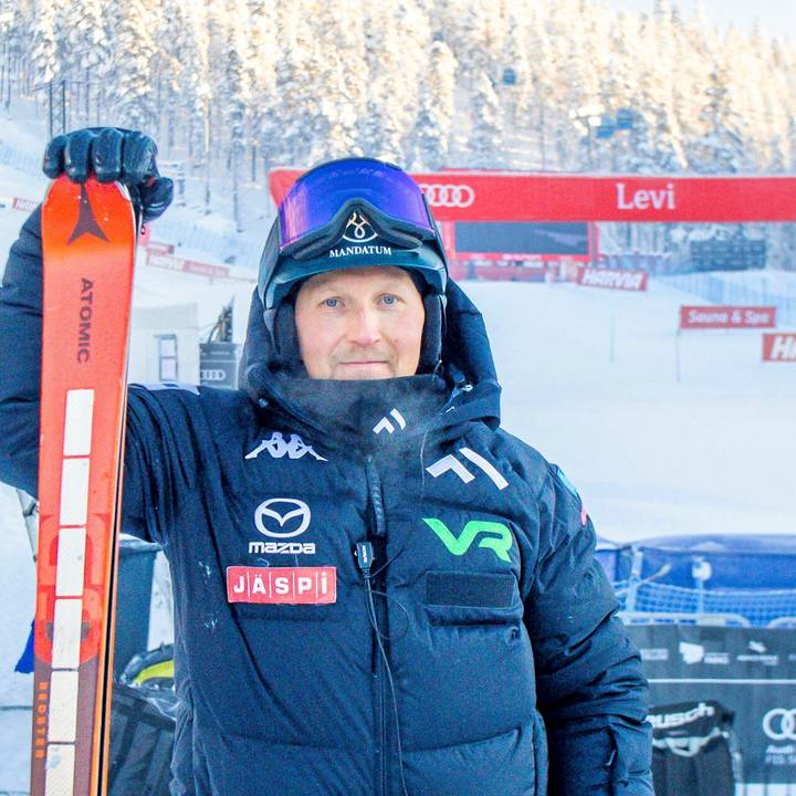 Mikael Kurki Hyvinkäältä siirtyy naisten alppihiihtomaajoukkueen valmentajaksi. 5