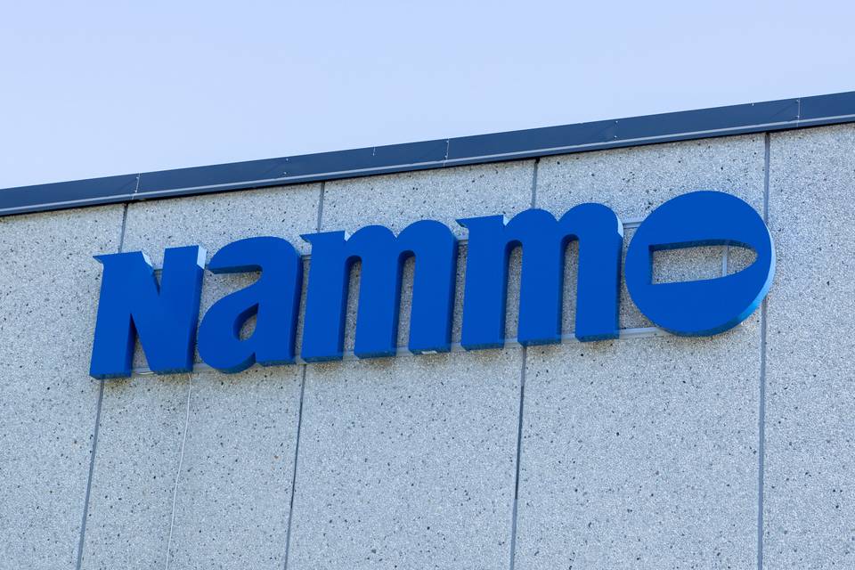 Nammo on kärsinyt yli 200 miljoonan euron arvosta vientitappioita Puolustusvoimien lataamojen vuoksi. Nammo on kärsinyt yli 200 miljoonan euron arvosta vientitappioita Puolustusvoimien lataamojen vuoksi. 1