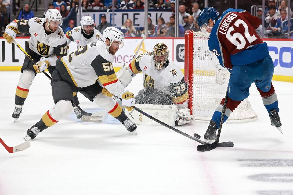 Nathan MacKinnon kritisoi joukkuettaan Vegasin vierasottelun jälkeen: "Saimme aikaan vahinkoa itsellemme" Nathan MacKinnon kritisoi joukkuettaan Vegasin vierasottelun jälkeen: "Saimme aikaan vahinkoa itsellemme" 1