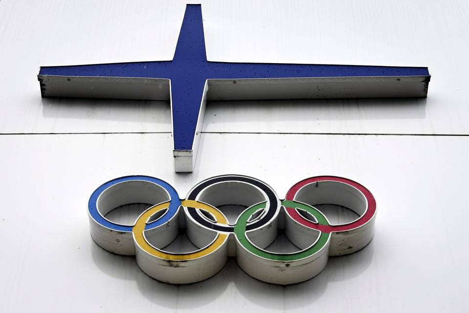 Olympiakomitea nimitti huippu-urheiluvastaaviksi Jaana Jokisen, Jarno Koivusen ja Robert Päkkin. 1
