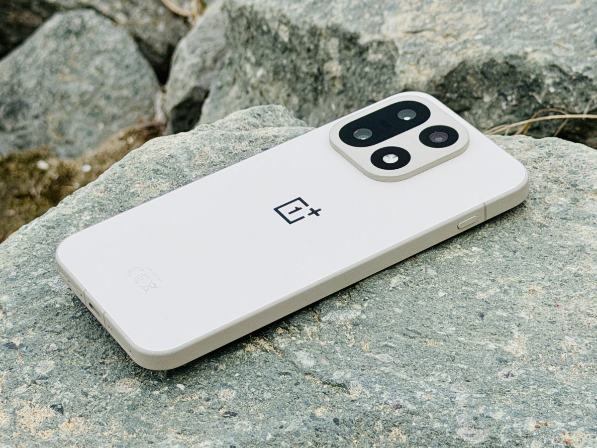 OnePlus perui päivityksen vakavien ongelmien vuoksi – saattoi tehdä laitteista käyttökelvottomia.0