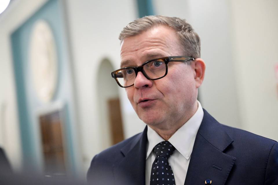 Orpo droneuhkaan liittyvästä reagoinnista: En kritisoi suomalaisia – "Täysin virheellinen ymmärrys" Orpo droneuhkaan liittyvästä reagoinnista: En kritisoi suomalaisia – "Täysin virheellinen ymmärrys" 1