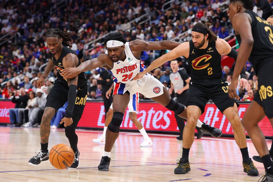 Poikkeuksellinen tilanne NBA:ssa – samat joukkueet jälleen ratkaisevassa seiskapelissä 1