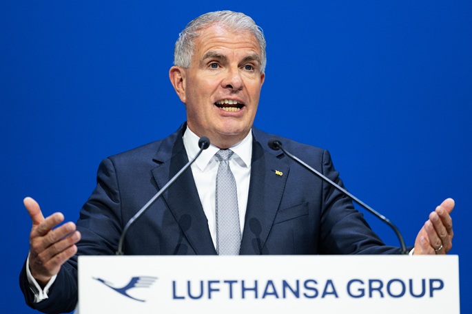 Saksan Lufthansa hankkii 90 prosentin osuuden ITA Airwaysista. 1