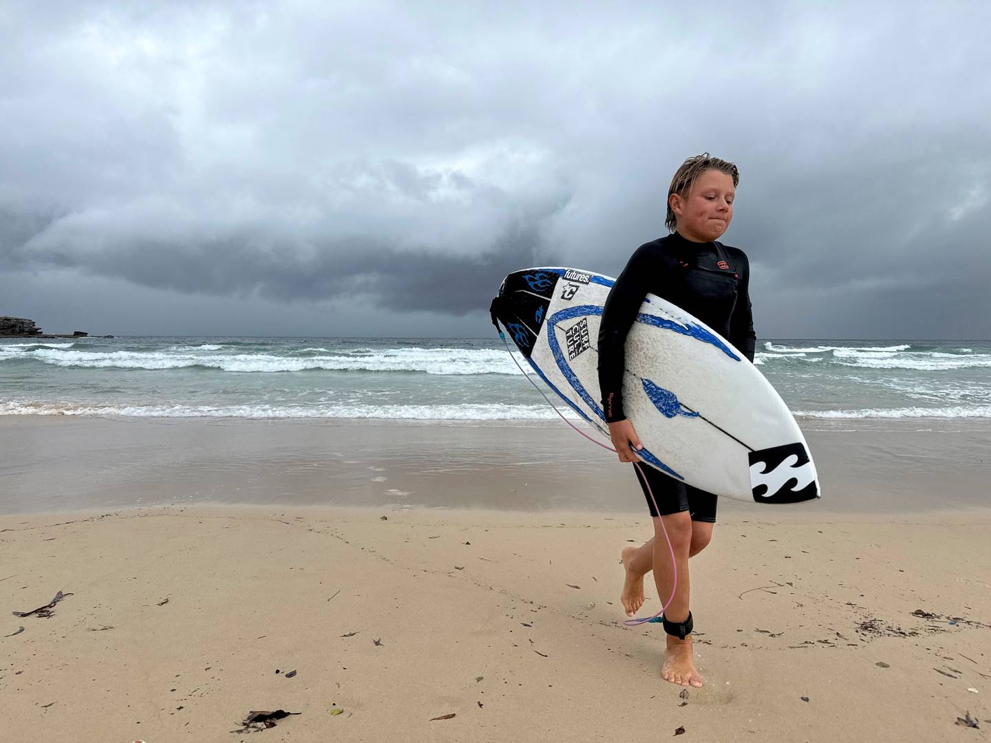 Suomalainen Joakim Björck, 13-vuotias, on nousussa Australian surffimaailmassa. 1