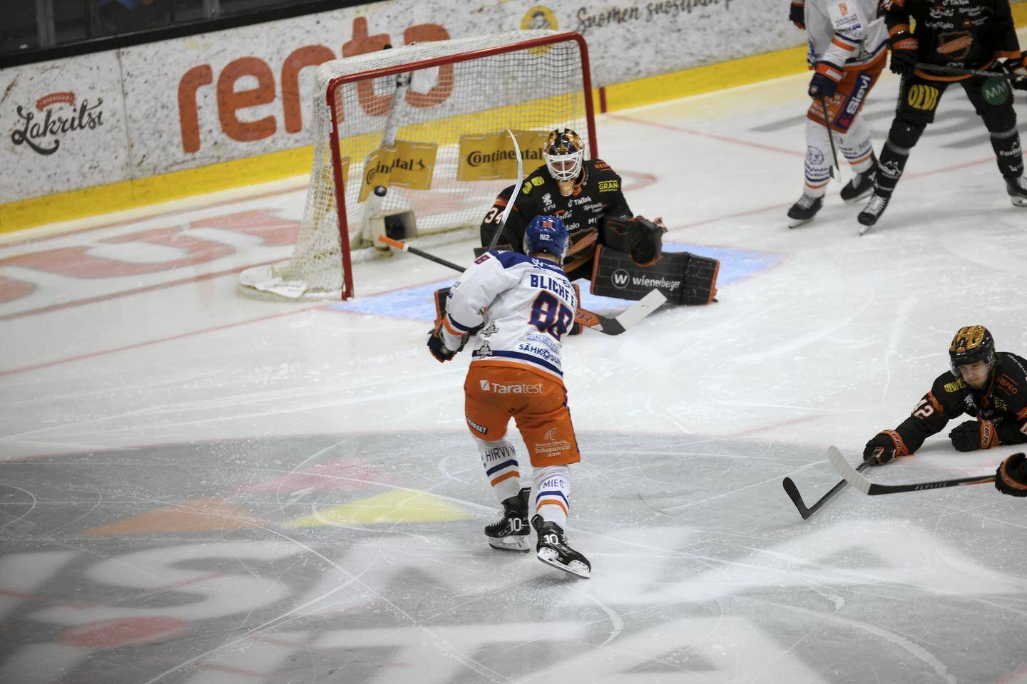 Tappara eteni finaalisarjan ratkaisevaan seitsemänteen otteluun – Mestaruus selviää keskiviikkona Tampereella. 1