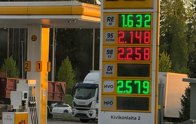 Teollisuustuotteiden hinnat nousivat huhtikuussa 4,6 %. 1
