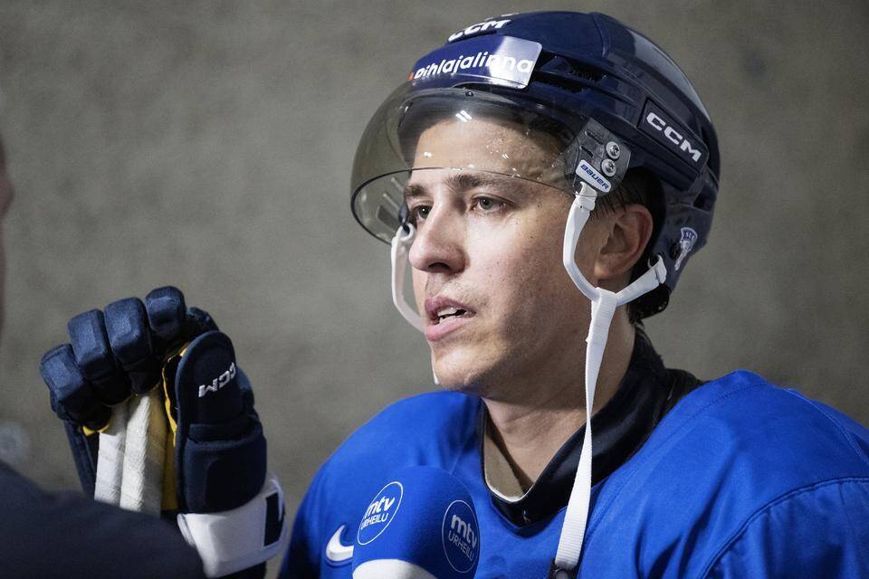 Teuvo Teräväisen MM-turnaus päättynyt – "Erittäin ikävä tilanne" 1
