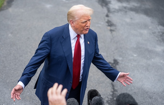 Trump ilmoittaa rauhansopimuksen Iranin kanssa olevan "suureksi osaksi neuvoteltu", Iran kiistää väitteen Hormuzista. 1