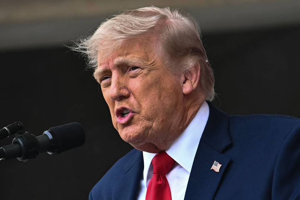 Trump ilmoittaa terveystarkastuksensa sujuneen erinomaisesti. Trump ilmoittaa terveystarkastuksensa sujuneen erinomaisesti. 1