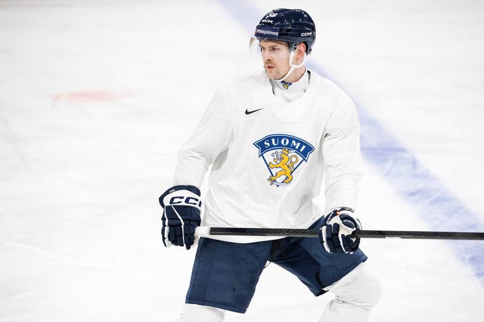 Urho Vaakanainen liittyy Leijonien joukkueeseen – A-lohkon mestaruus ratkaistaan Sveitsi-ottelussa 1