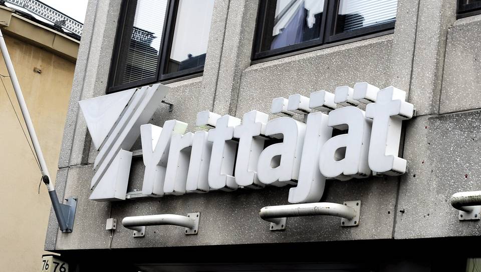 Yrittäjäkysely: Melkein puolet pk-yritysten johtajista tukee kesälomien siirtämistä elokuulle 1
