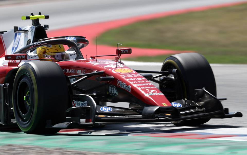 Antonellin auto pysähtyi ratkaisevassa vaiheessa – Barcelonan F1-kilpailussa koettiin jännittävä päätöshetki. 1