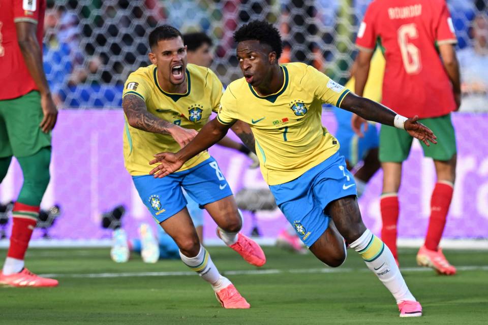 Brasilia ja Marokko päätyivät tasapeliin – Brasilia jatkoi tappiotonta sarjaansa MM-avausotteluissa. Brasilia ja Marokko päätyivät tasapeliin – Brasilia jatkoi tappiotonta sarjaansa MM-avausotteluissa. 1