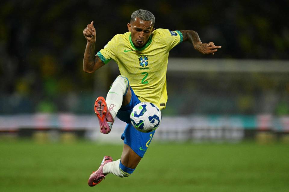 Brasilian joukkueelle takaisku MM-kisojen alla Brasilian joukkueelle takaisku MM-kisojen alla 1