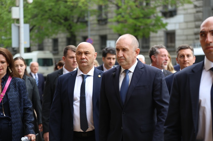 Bulgaria ei enää toimita aseita Ukrainalle: pääministeri 1