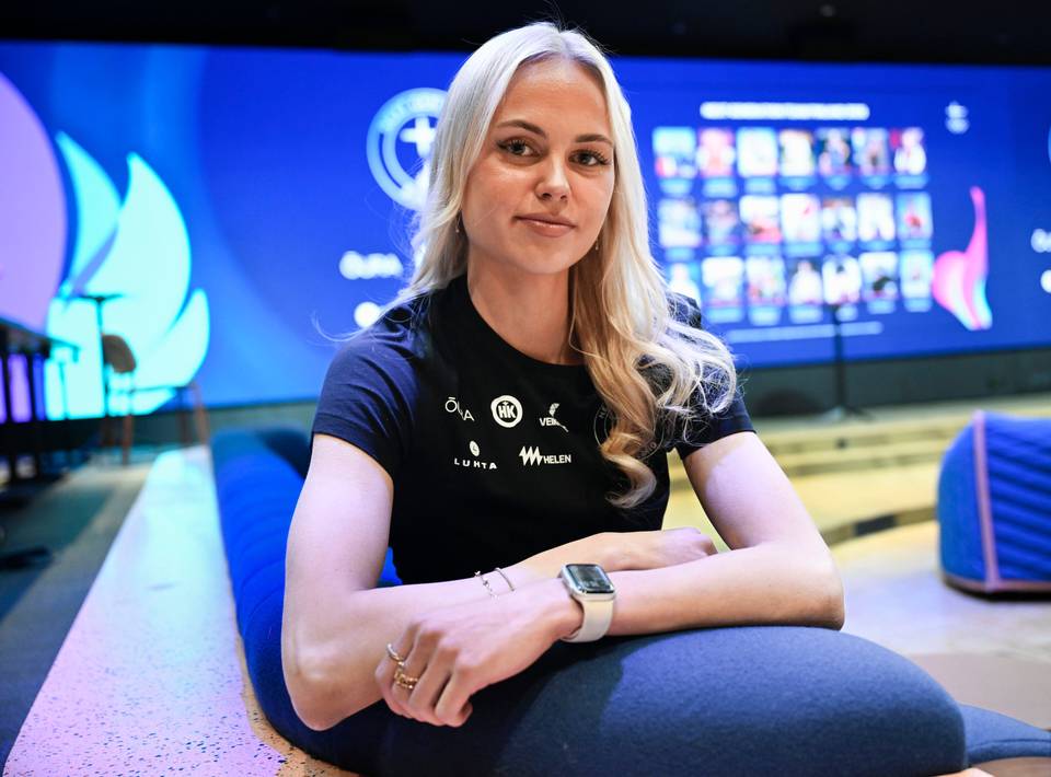 Ella Junnilan voittanut nuori korkeushyppylupaus ei aio osallistua EM-kilpailuihin. Ella Junnilan voittanut nuori korkeushyppylupaus ei aio osallistua EM-kilpailuihin. 1