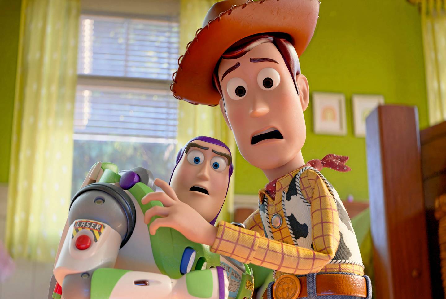 Elokuva-arvio | Toy Story 5 käsittelee ajankohtaisia aiheita älylaitteista – tähdissä Conan O’Brien ja Tom Hanks Elokuva-arvio | Toy Story 5 käsittelee ajankohtaisia aiheita älylaitteista – tähdissä Conan O’Brien ja Tom Hanks 1
