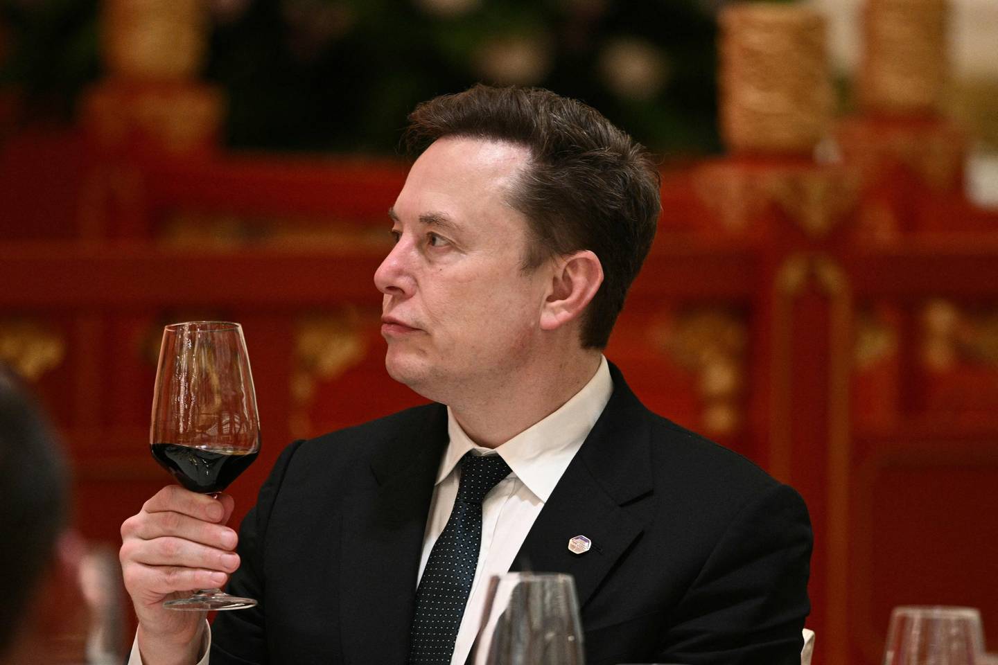 Elon Musk menetti biljonäärin aseman – markkinoille herkät varat voivat nousta yli 1 000 000 000 000:n 1