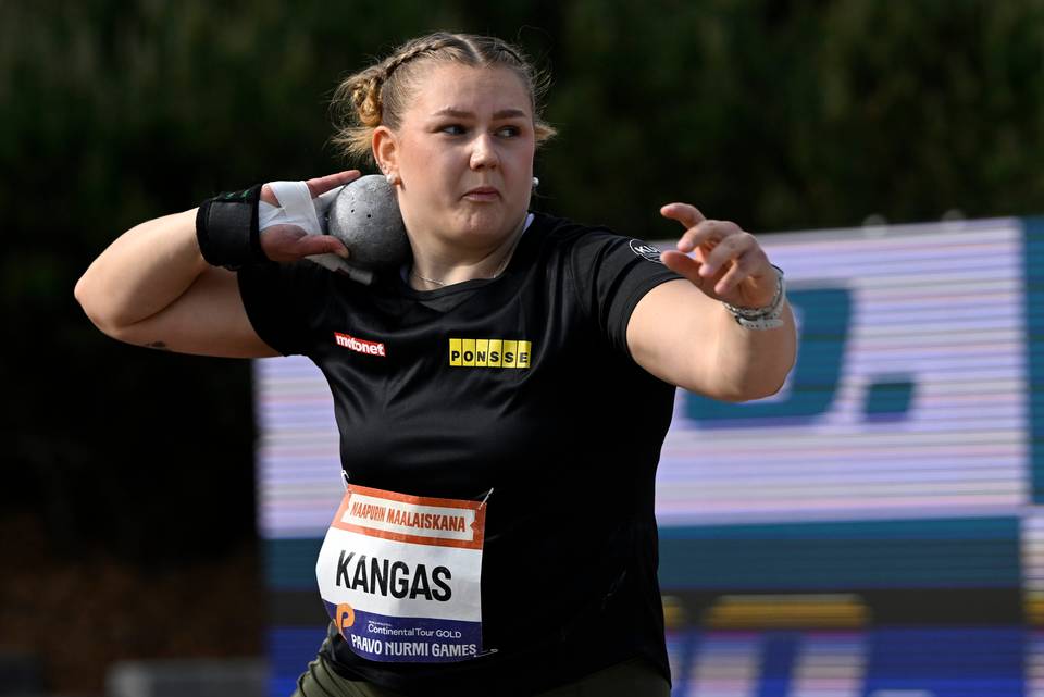 Emilia Kangas ylitti 18 metrin rajan Paavo Nurmen kilpailuissa kovassa seurassa. 1