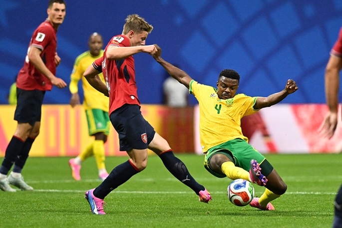 Etelä-Afrikka ja Tšekki tasapeli 1-1, pysyvät pudotuspelijahdissa. Etelä-Afrikka ja Tšekki tasapeli 1-1, pysyvät pudotuspelijahdissa. 1