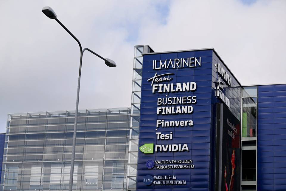 Finnvera suunnittelee tukevansa yritysten investointeja miljardin euron verran. Finnvera suunnittelee tukevansa yritysten investointeja miljardin euron verran. 1
