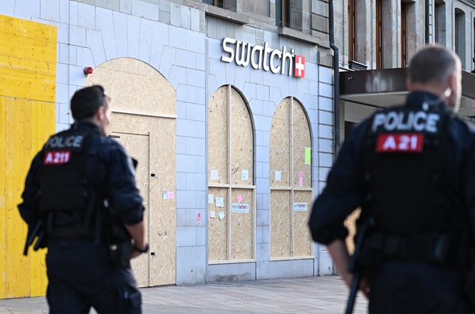 Genevessä järjestettiin mielenosoitus tulevaa G7-huippukokousta vastaan. 1