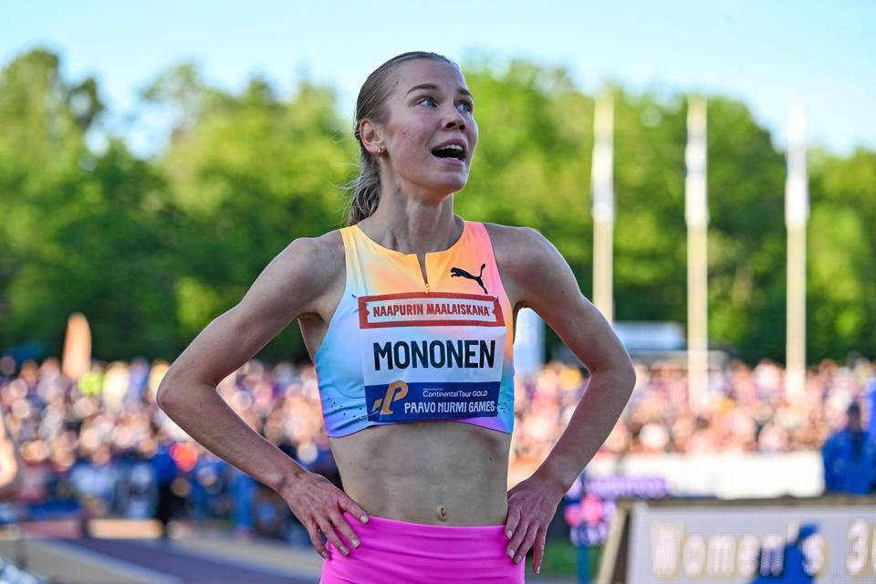 Ilona Mononen asetti uuden Suomen ennätyksen: "Jos saan antaa useita doping-testejä viikossa, niin en valita." Ilona Mononen asetti uuden Suomen ennätyksen: "Jos saan antaa useita doping-testejä viikossa, niin en valita." 1