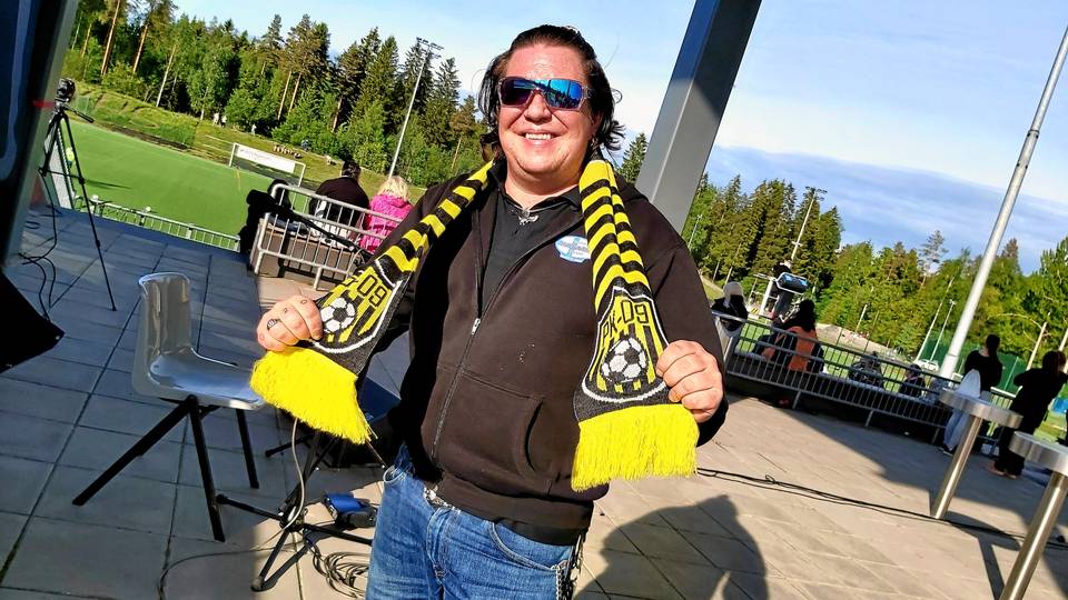 Jani Wickholmia on kunnioitettu – "Toivottavasti tuulet kuljettavat keveästi tuonpuoleiseen" Jani Wickholmia on kunnioitettu – "Toivottavasti tuulet kuljettavat keveästi tuonpuoleiseen" 1