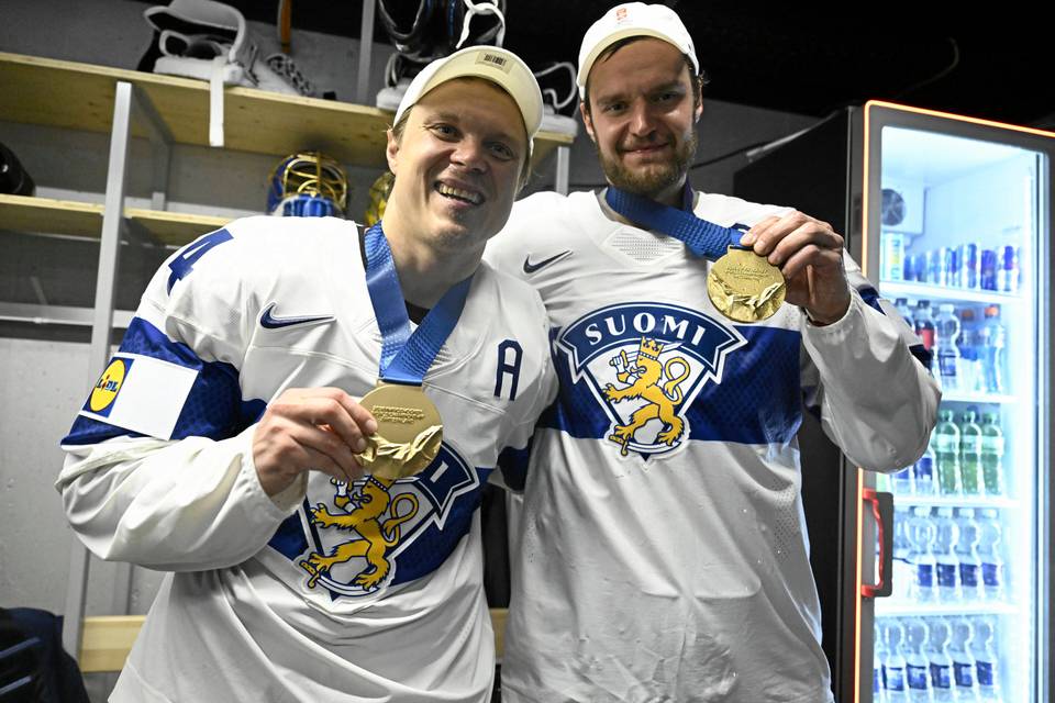 Katso video: Leijonien Finlandia-ottelu päättyi – oliko tämä mestaruusyön liikuttavin hetki? Katso video: Leijonien Finlandia-ottelu päättyi – oliko tämä mestaruusyön liikuttavin hetki? 1
