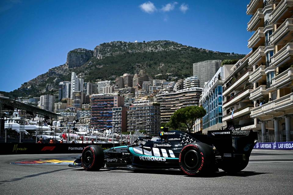 Kimi Antonelli jatkoi erinomaisia esityksiään ajamalla Monacossa lähtöruudukon ykköspaikalle. Kimi Antonelli jatkoi erinomaisia esityksiään ajamalla Monacossa lähtöruudukon ykköspaikalle. 1