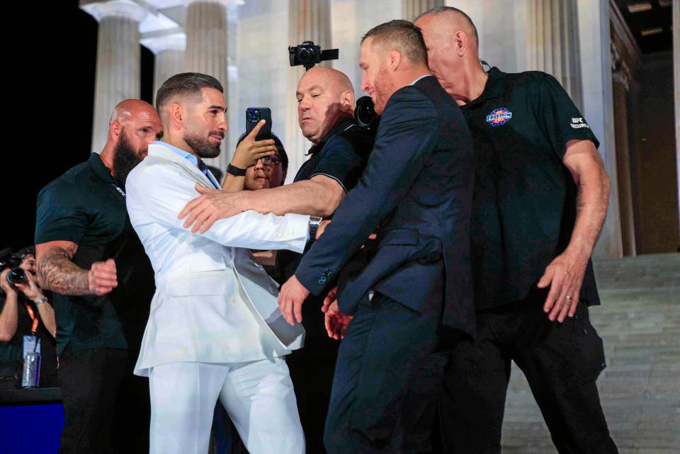 Kohahduttava ottelu UFC:ssä? Ennakkosuosikki hyökkäsi jo lehdistötilaisuudessa. 1