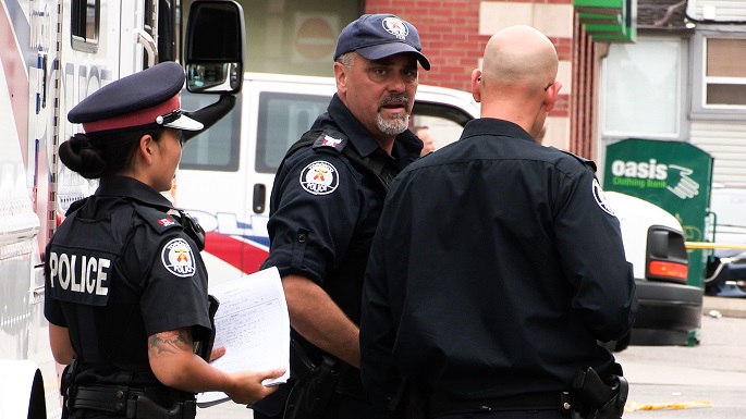 Kolme kuollut ampumistapauksessa Montrealissa 1