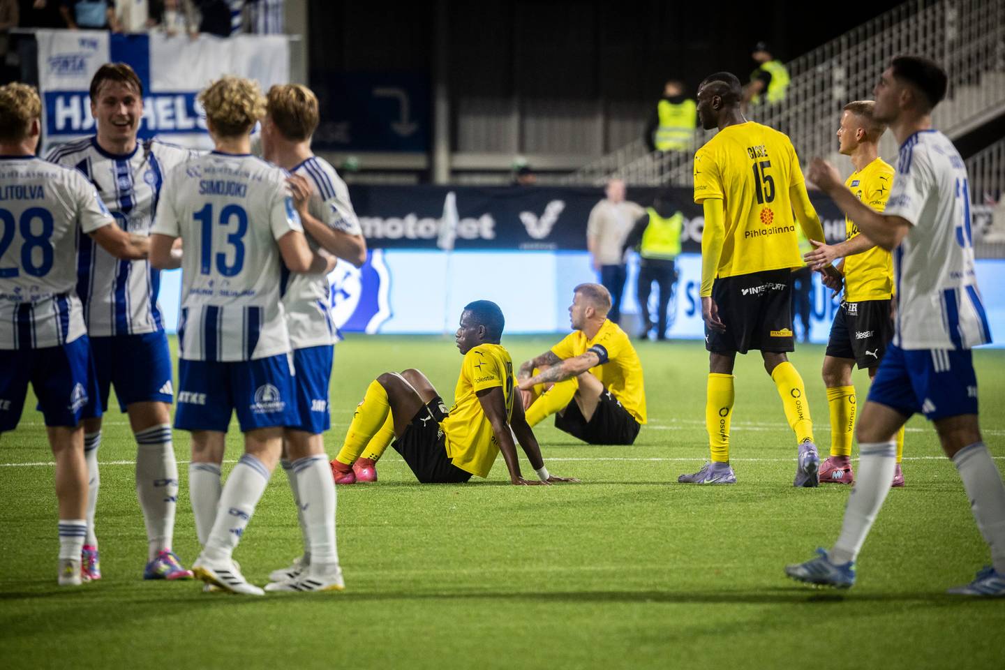 KuPS:n johtaja kommentoi cupin epäonnistumista: "Emme ala laskemaan, että sarjassa on oltava vähintään neljäs sija." KuPS:n johtaja kommentoi cupin epäonnistumista: "Emme ala laskemaan, että sarjassa on oltava vähintään neljäs sija." 1