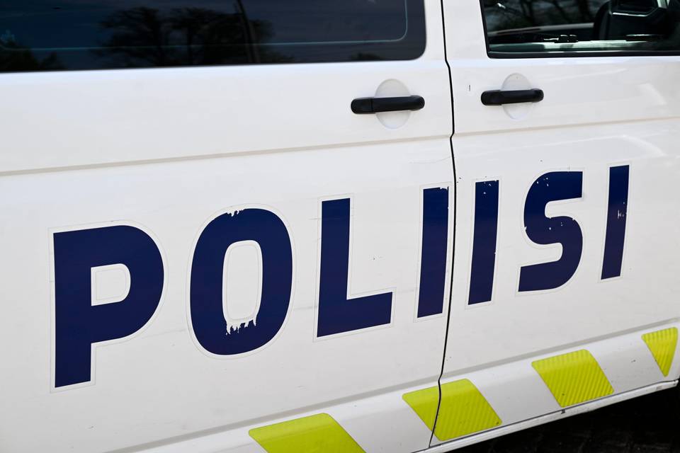 Laukaan onnettomuudessa menehtynyttä epäillään vakavasta liikenneturvallisuuden rikkomisesta. Laukaan onnettomuudessa menehtynyttä epäillään vakavasta liikenneturvallisuuden rikkomisesta. 1