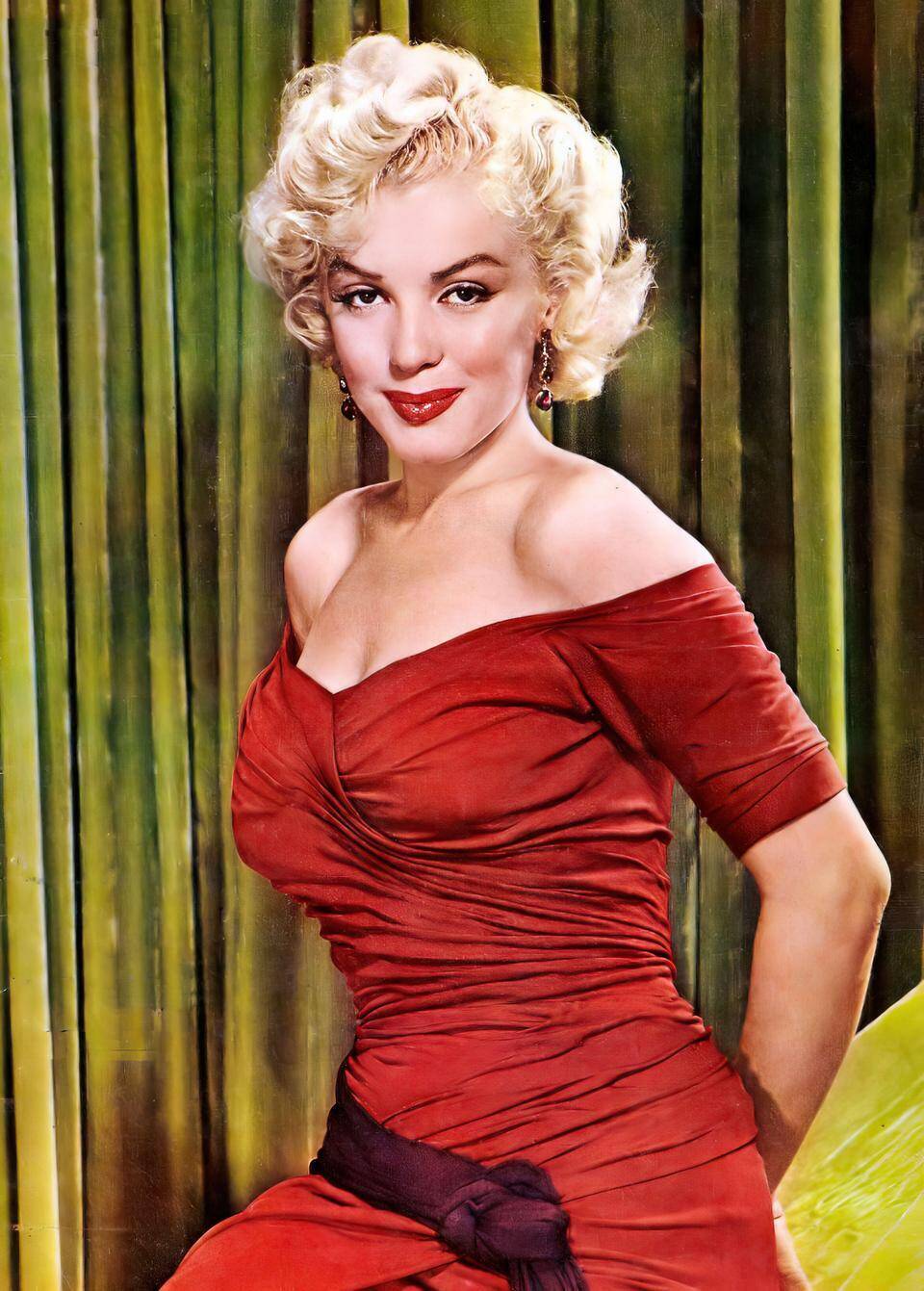 Marilyn Monroen syntymästä on tänään kulunut sata vuotta. 7