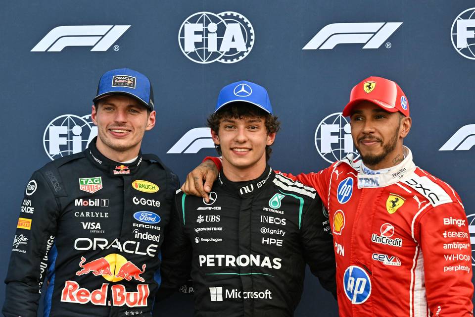 Max Verstappenin Monacon F1-kilpailu päättyi välittömästi. Max Verstappenin Monacon F1-kilpailu päättyi välittömästi. 1