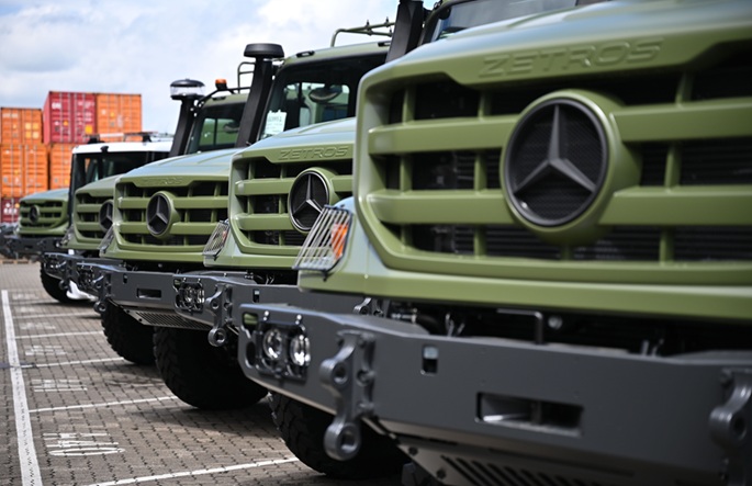 Mercedes-Benz näkee kasvavaa potentiaalia puolustussektorilla. 1