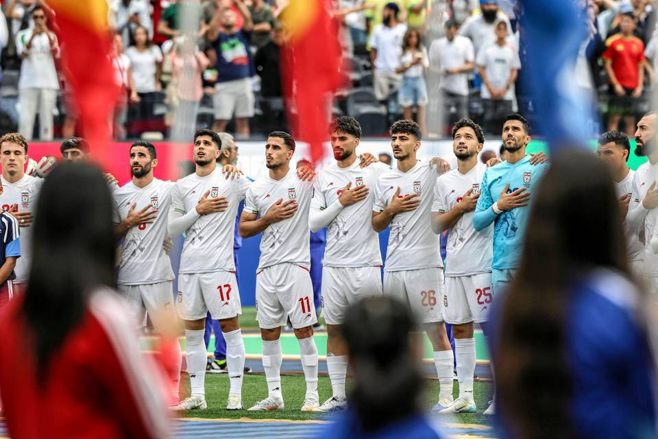 MM-pukukopista löytyi käsin kirjoitettu viesti: Iranilta selkeä lausunto MM-pukukopista löytyi käsin kirjoitettu viesti: Iranilta selkeä lausunto 1