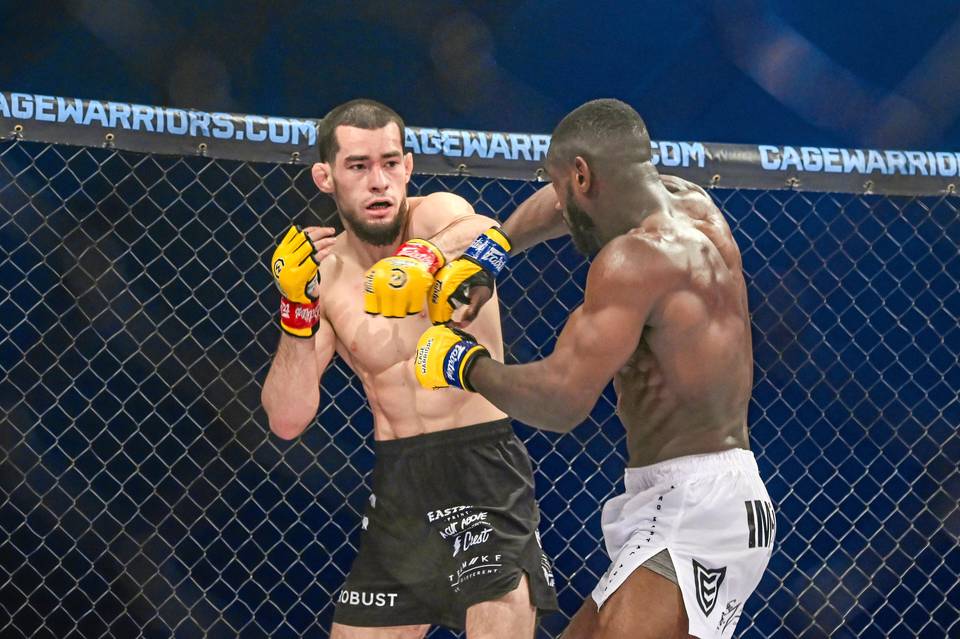 Omar Tugarev voitti selvästi UFC-veteraanin – "Olen jokaisen kilpailijan kauhu" Omar Tugarev voitti selvästi UFC-veteraanin – "Olen jokaisen kilpailijan kauhu" 1