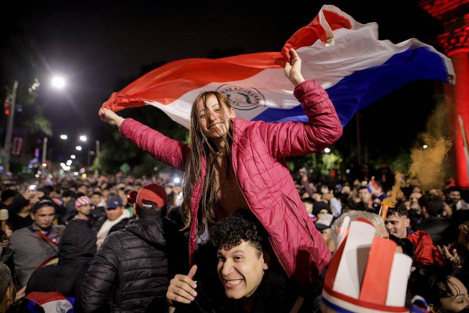 Paraguay juhli yllättävää voittoa – presidentti julisti kansallisen vapaapäivän 1