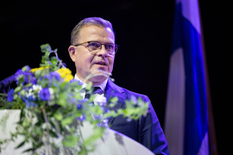 Petteri Orpo: Kokoomus pyrkii tarjoamaan jokaiselle yksilöllisen y-tunnuksen Petteri Orpo: Kokoomus pyrkii tarjoamaan jokaiselle yksilöllisen y-tunnuksen 1