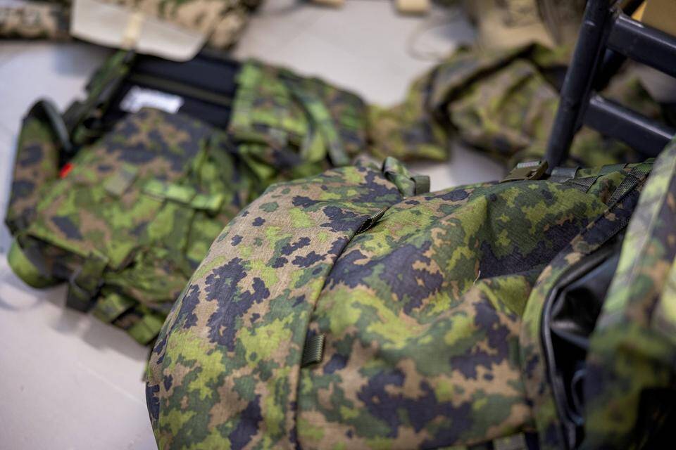 Ruotsin puolustusvoimat luo droonien torjuntaan erikoistuneita yksiköitä. Ruotsin puolustusvoimat luo droonien torjuntaan erikoistuneita yksiköitä. 1