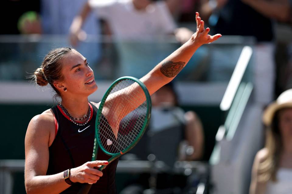 Sabalenka eteni ainoana grand slam -mestarina puolivälieriin Ranskan avoimissa: "Pystyin eristämään itseni tämän vuoden tapahtumista" 1