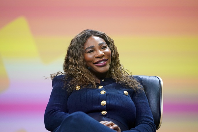 Serena Williams palaa tenniskentille Berliinissä 1