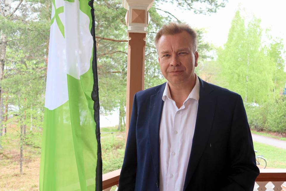 Suora | Keskustan puoluekokous on alkanut Tampereella. 1